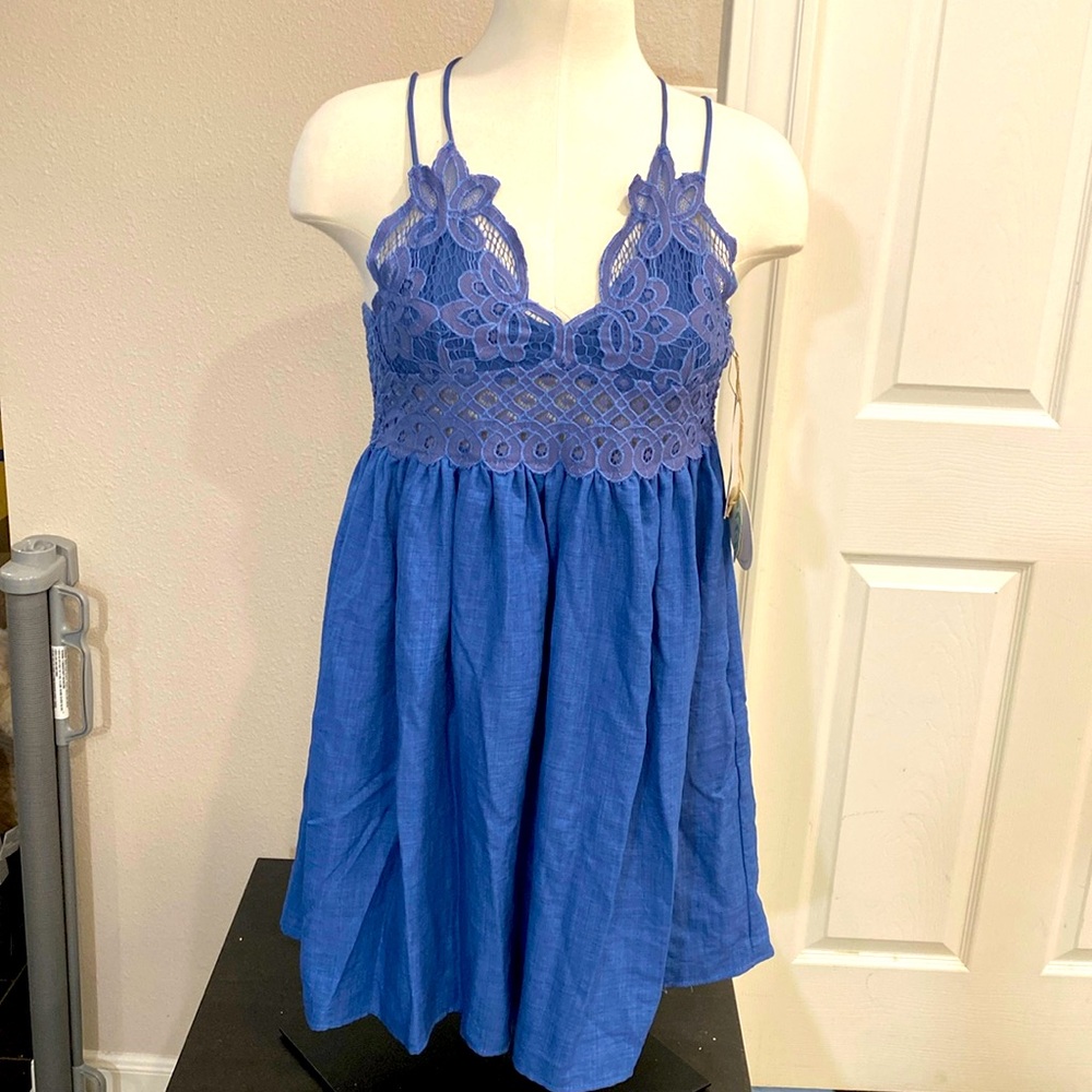 Hummingbird Lace Summer blue dress nwt size large
